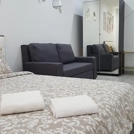 Casa Contour * 塞图巴尔